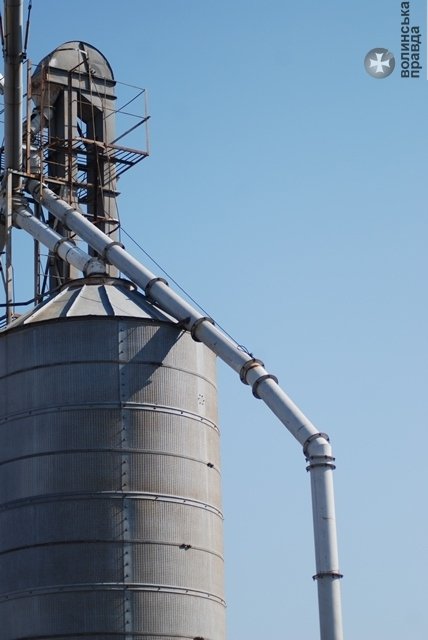 Як на Волині сушать зерно. ФОТО